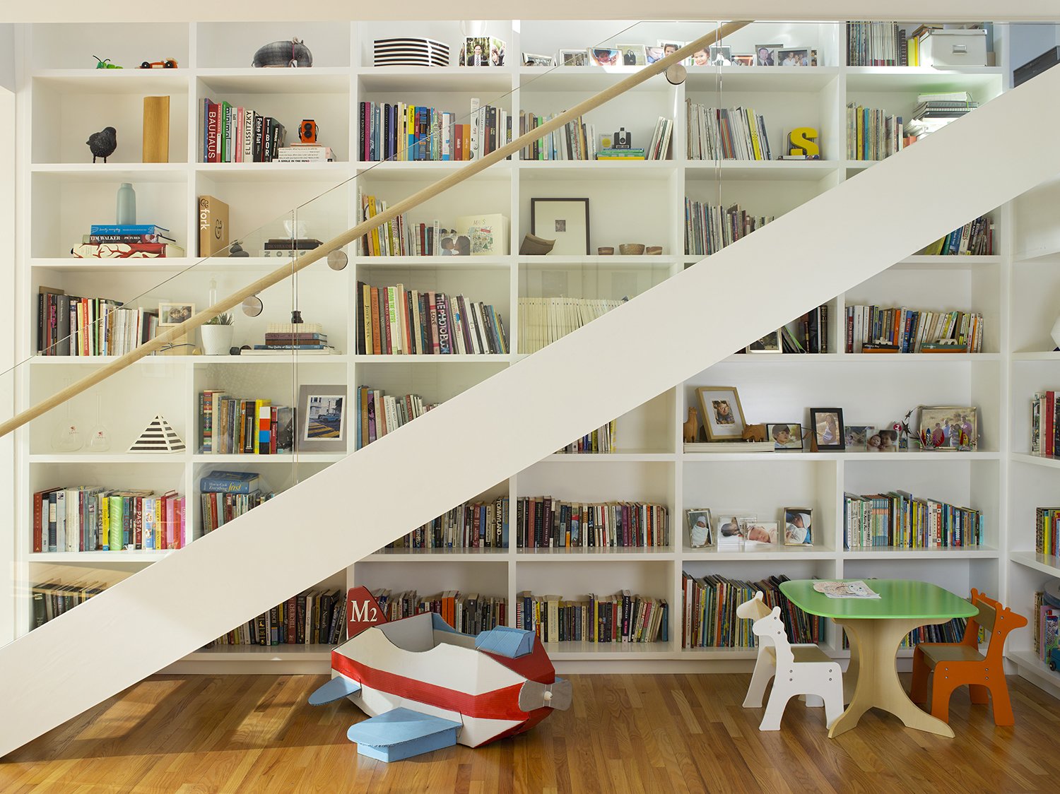 Photo 4 of 8 in Floor > Ceiling Bookshelves by Jill Southern from