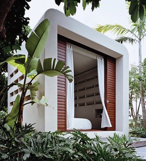 Cubicco’s Cabana Beach model is built with laminated veneer lumber, an engineered material that uses up to 90 percent of a tree—compared to typical wood timbers that use only 60 to 70 percent. Modules can be disassembled if the owners relocate, but the Cabana Beach model functions more as a guest house or office than a full-fledged home.