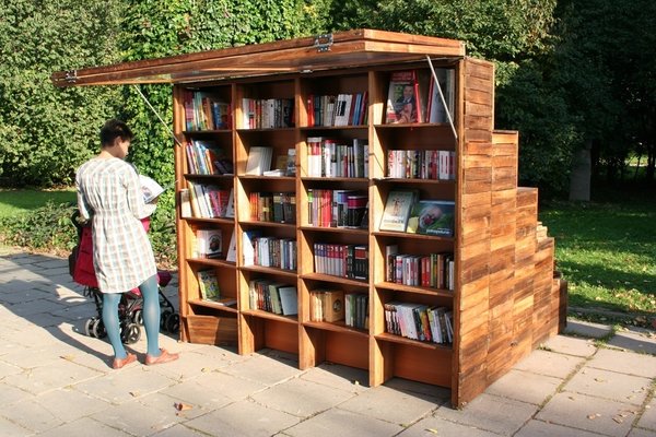 Photo 4 Of 9 In Innovative Outdoor Libraries In Russia By Jacqueline Leahy Dwell
