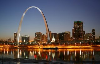 The St. Louis Arch (1965), Saarinen's most recognizable architectural feat, is located in the heart of St. Louis. 