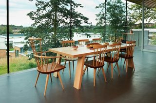Gartnavel kitchen table. Architect: Rem Koolhaas, OMA. © Nick Turner.