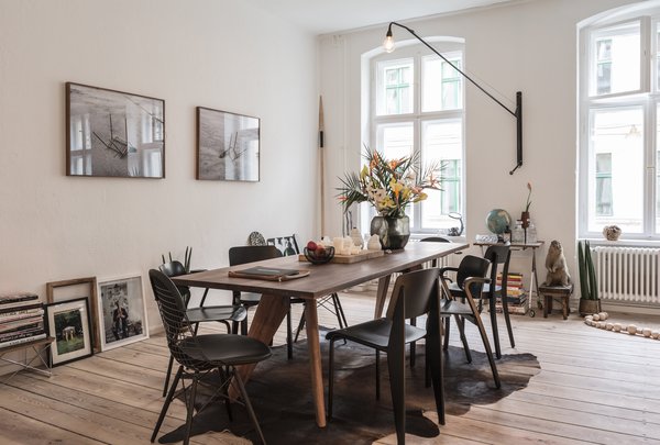 Salon of the Freunde von Freunden X Vitra Apartment

