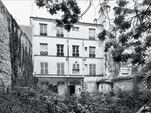 The site was an overgrown apartment building when Brambilla arrived.