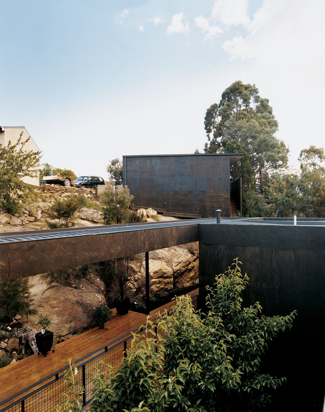 Photo 3 of 12 in Kingston Brio Dwell