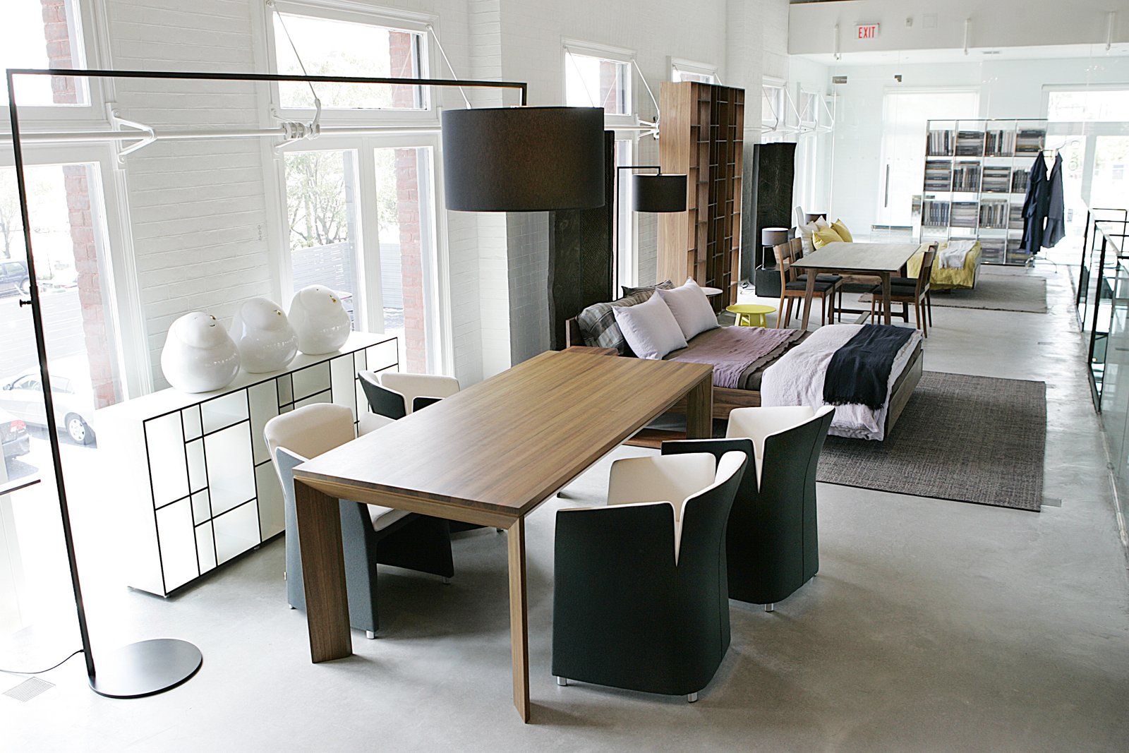 Photo 7 of 10 in Avenue Road by Marc Kristal - Dwell