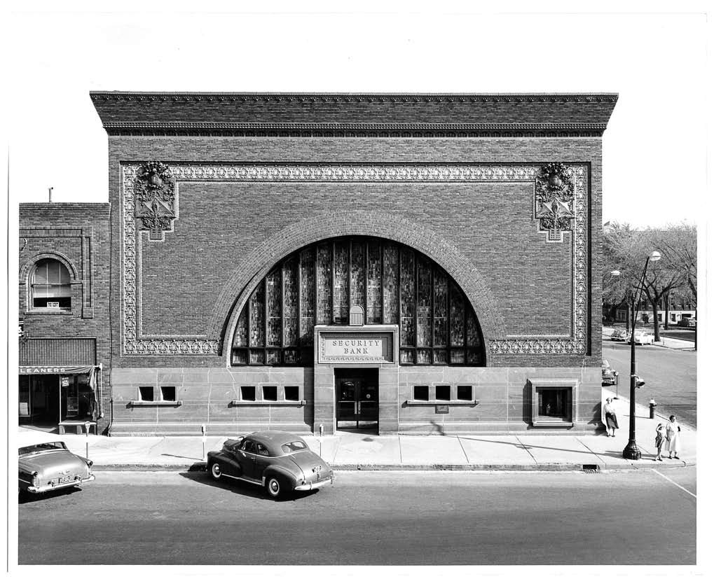 thenationalfarmersbankowatonnaminnesotabuilt19071908photo