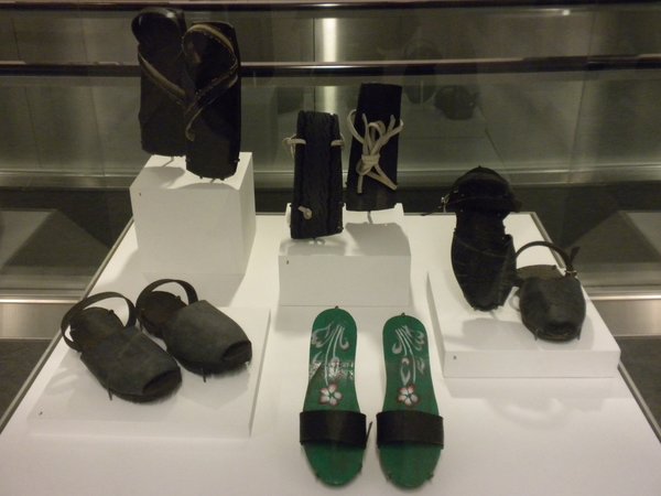 born to run shoe store