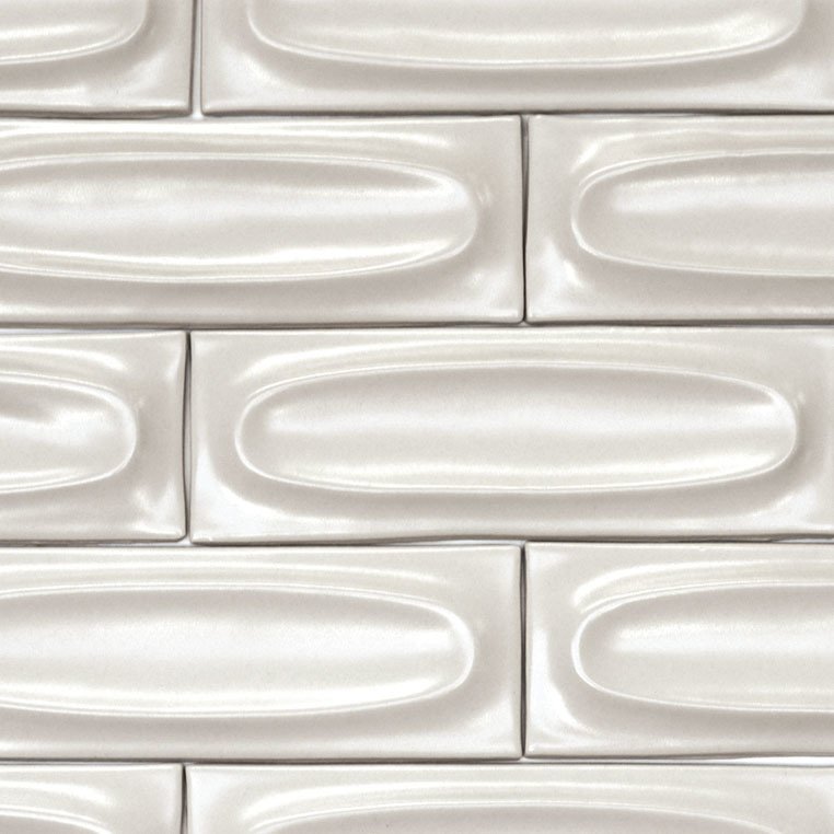 Edith Heath, Oval tile, 1960s.