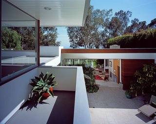 The challenge of renovating an iconic midcentury house is surely a daunting one for any architect, but apply this formula to a Richard Neutra house, and the responsibility rises exponentially. This was the situation for Los Angeles–based architect Peter Grueneisen, founder and principal of Los Angeles–based Nonzero Architecture, who inherited the task of taking on significant updates to an already-altered Neutra—the 1949 Freedman House in Pacific Palisades, California.
