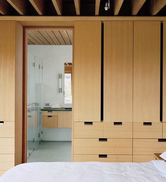 Best Modern Storage Cabinet Type Design Photos And Ideas Dwell The House Almost Doesn T Exist But Serves As Subtle Cloak Between