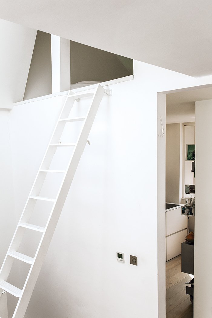 Photo 3 of 14 in An American ExPat Renovates a Tiny London Apartment