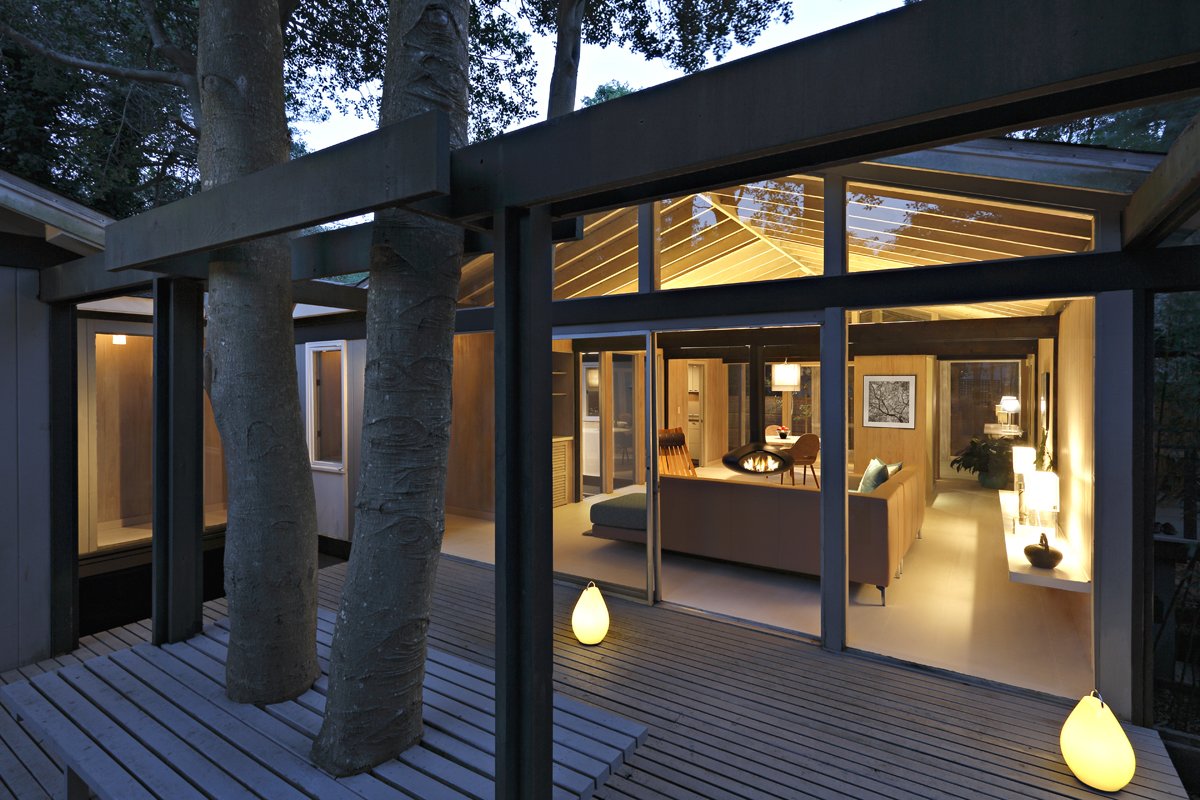 Photo 3 of 8 in MustSee Modern Beach Houses on Fire Island Tour Dwell