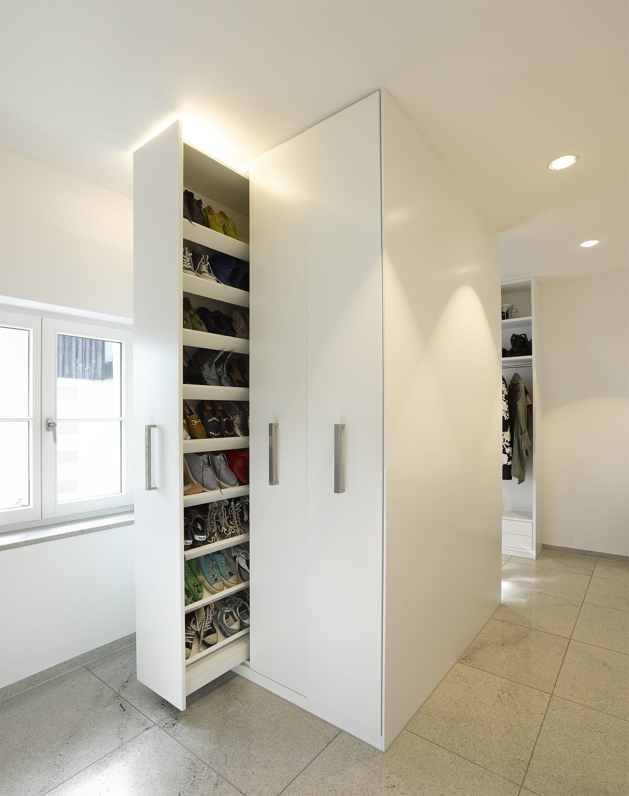 Photo 5 of 6 in An Uninspired Home in Germany Gets a Bright, Eco ...