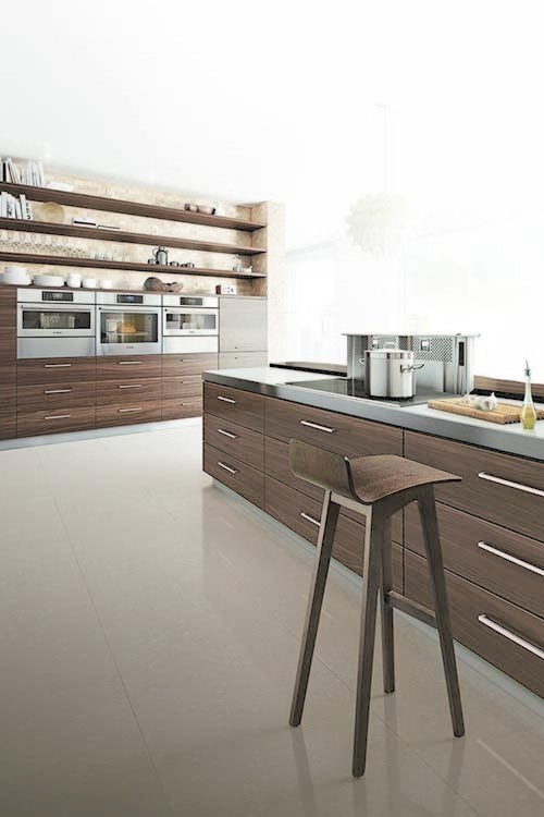 For modern chefs on-the-go, Bosch appliances are expedient and efficient. The speed convection microwave marries the power of a convection oven with the convenience of a microwave, and the European-style steam convection oven cooks and reheats food in a way that retains its texture, taste, freshness, and nutrients. Their wall ovens have the option of a SideOpening door, a feature that provides better access to the oven cavity.