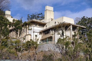 Frank Lloyd Wright designed the Yodokō Guest House to be a second home for Tazaemon Yamamura, an eight-generation brewer of of Sakuramasamune sake.