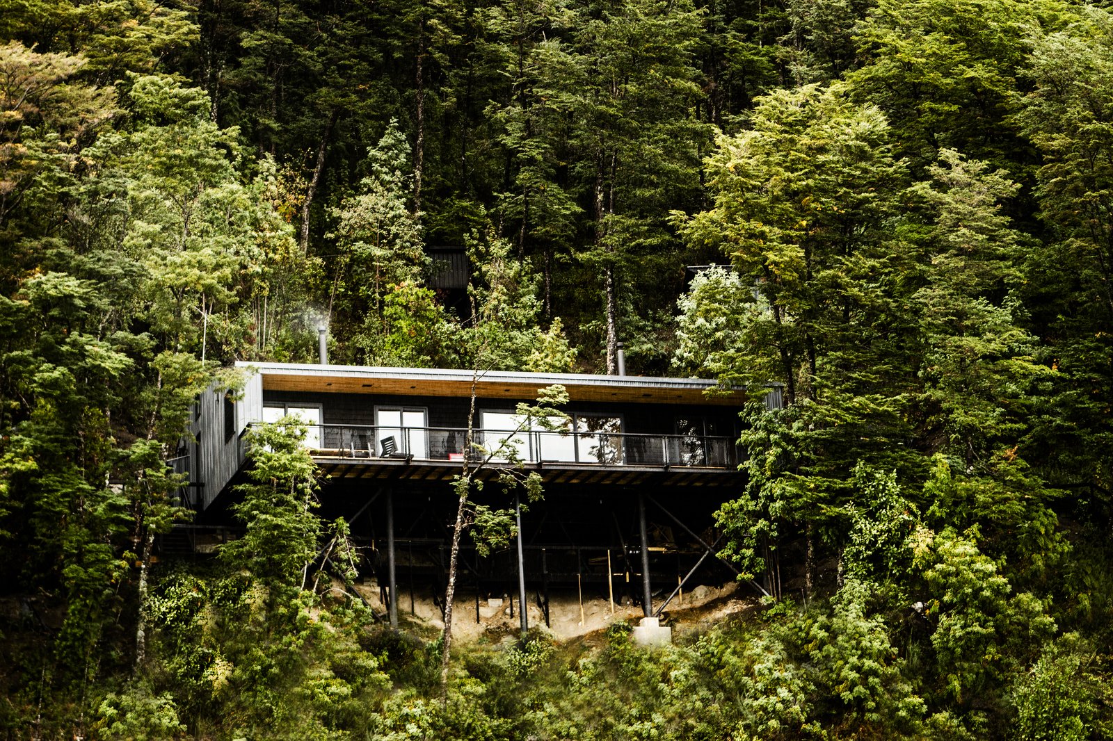 Lead architect Angie Chadwick of Apio Arquitectos explains of the client, "They were looking for a place with no phone connections or internet access, so they can really get connected with nature and family life. We started the project with the ambition of making a place where they can spend a simple day together, cooking, playing, reading, fishing."