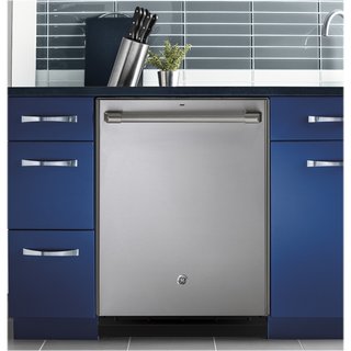The GE Café’s handle detail stands out, but it’s also highly rated for its cleaning abilities. It boats four bottle jets specifically for cleaning water bottles and vases, and jets just below the silverware basket. The normal cycle time of 110 minutes and an option for air drying makes this unit fairly energy efficient, earning the Energy Star certification. It’s also one of the quieter models available at 45 decibels. 