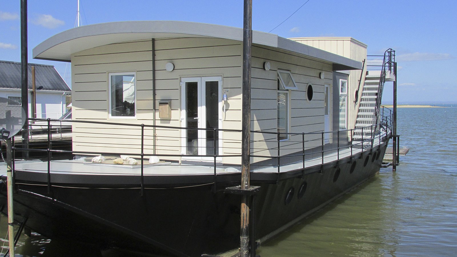 Photo 8 of 11 in Make Yourself at Home in One of These Small Spaces on