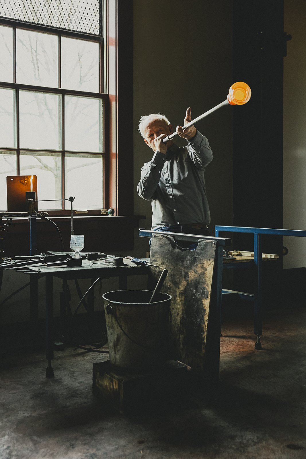 Photo 4 of 17 in Master Glassmaker Simon Pearce's Sustainable Factory in Vermont Dwell