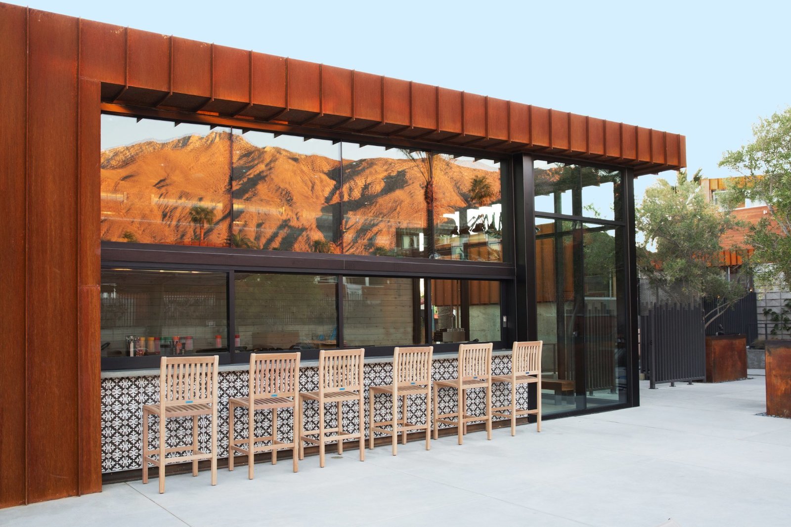 Photo 5 of 9 in 9 Palm Springs Retreats For Under 200 a Night from