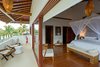 Modern home with Bedroom, Bed, Bench, and Dark Hardwood Floor. Campo Bahia in Santo André, São Paulo, Brazil Photo 13 of Campo Bahia