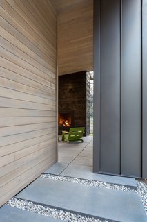 Stepstone’s Large Scale CalArc pavers seamlessly transition from inside to outside and from walkway to patio.
