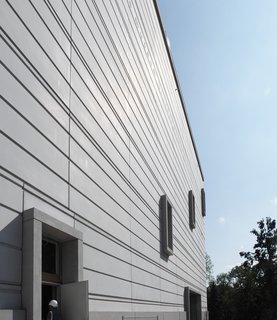 Located in Weimar, Germany—the birthplace of Bauhaus—the newly opened Bauhaus Museum Weimar celebrates the centennial and investigates the development of the school and movement. The 13,000-piece collection includes Marianne Brandt's famous teapot, Marcel Breuer's slatted chair, and other treasures.