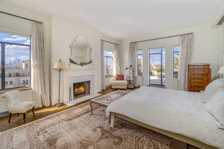 In total, the penthouse has four bedrooms, including a private master suite which sits on the building's top level. The apartment also consists of three bathrooms, as well as a powder room. 