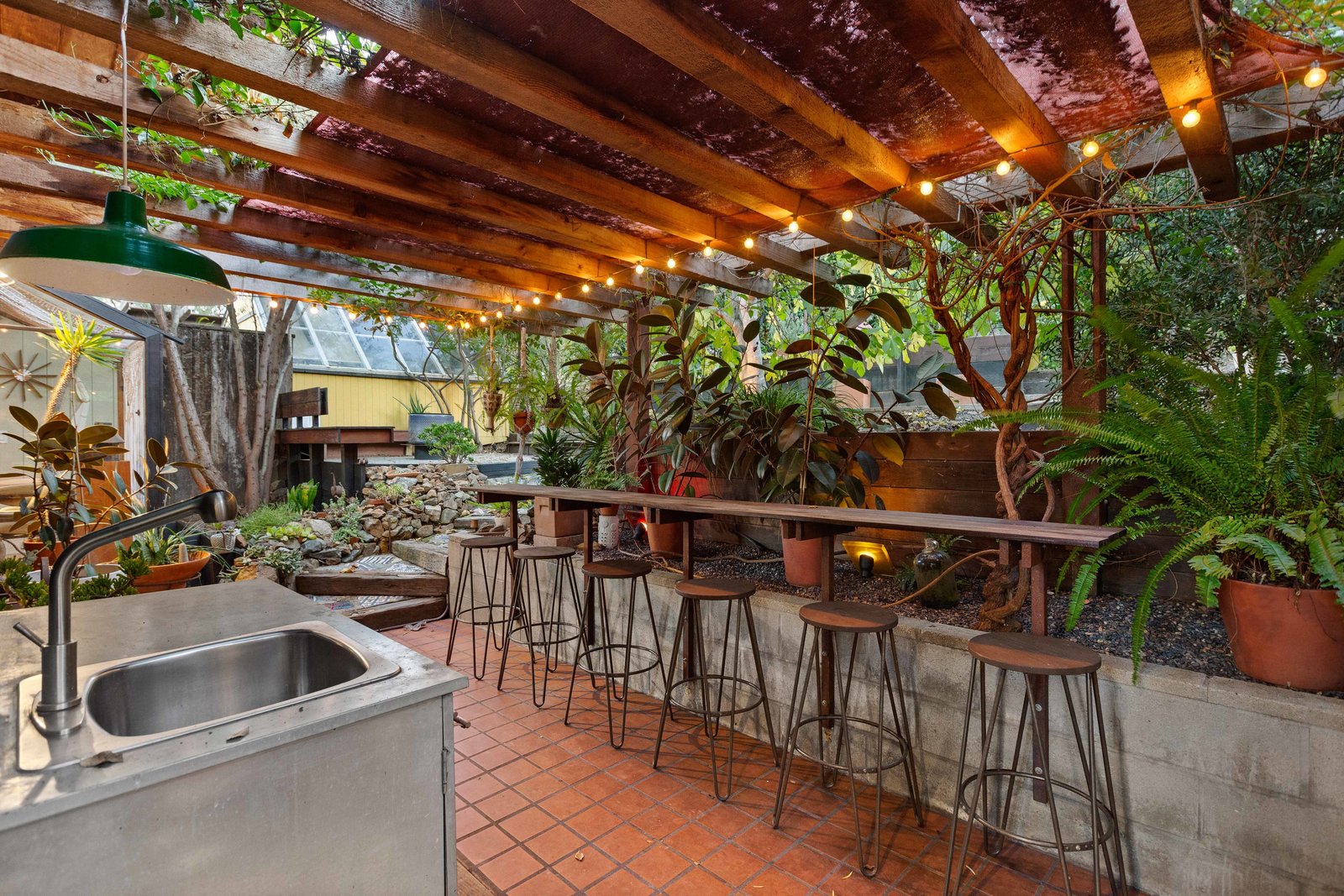 Photo 14 of 16 in Check Out This Vintage PostandBeam Near San Diego Asking 760K Dwell