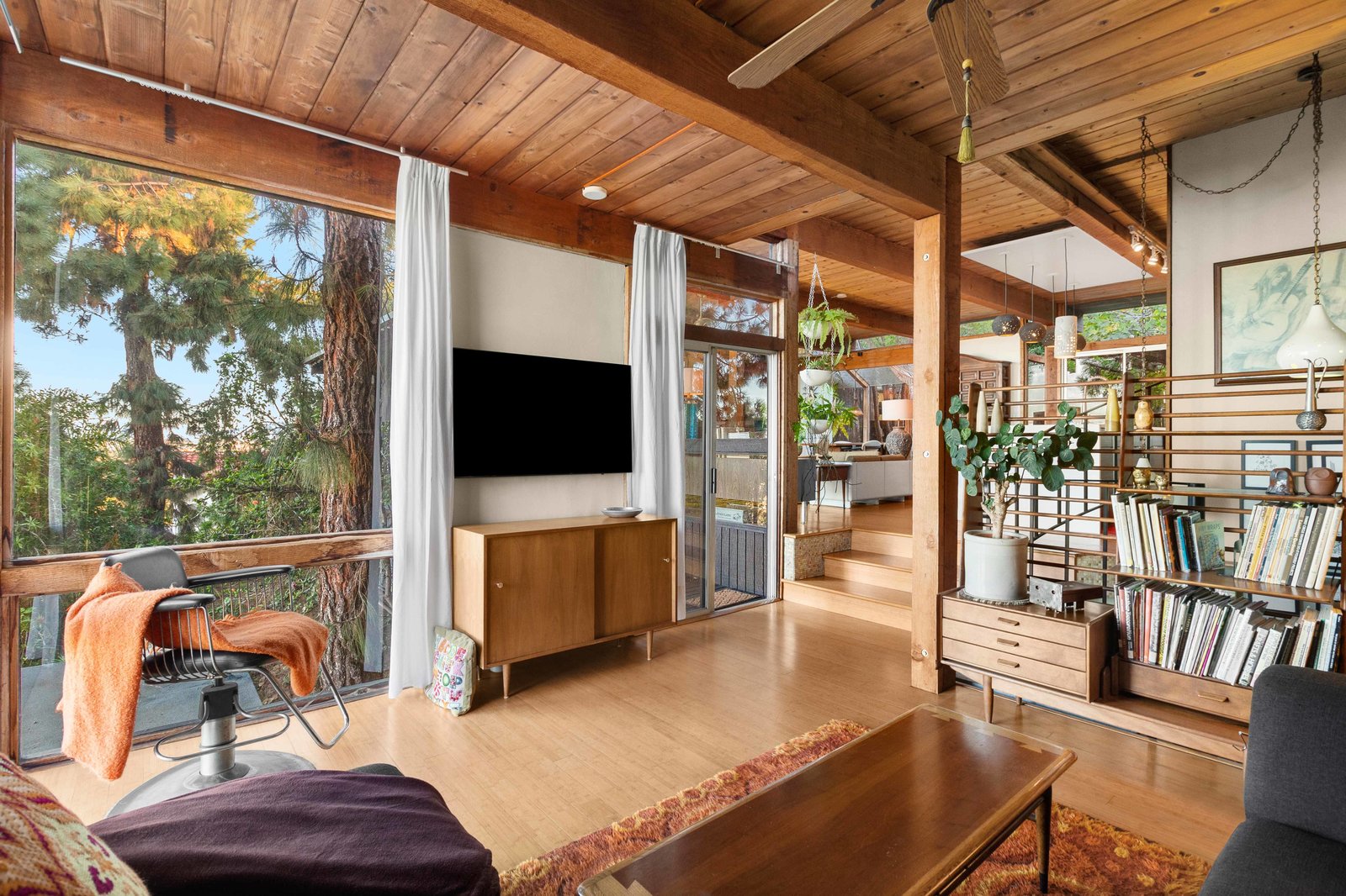 Photo 4 Of 16 In Check Out This Vintage Post And Beam Near San