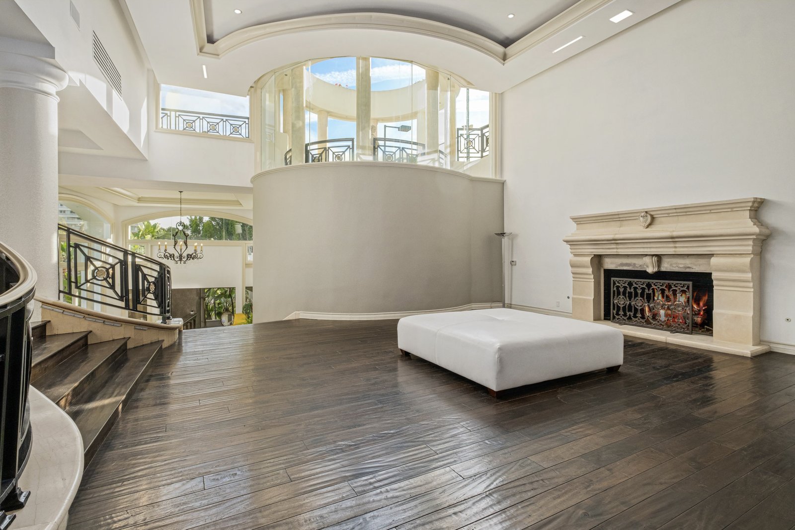 Photo 3 of 9 in Prince’s Former Hollywood Mansion Hits the Market for