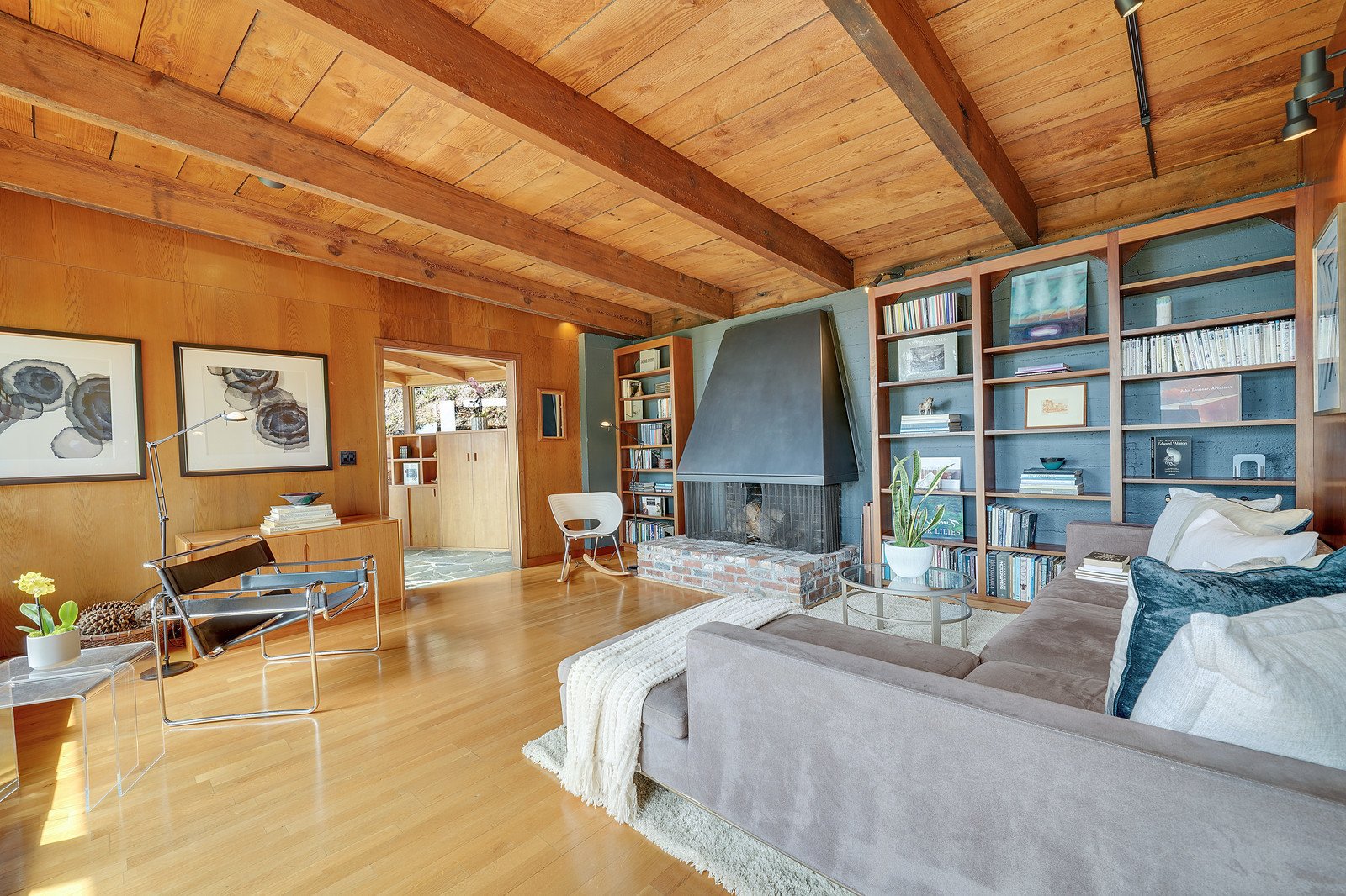 Photo 3 of 14 in An Architect’s Idyllic Midcentury Perch in Berkeley ...