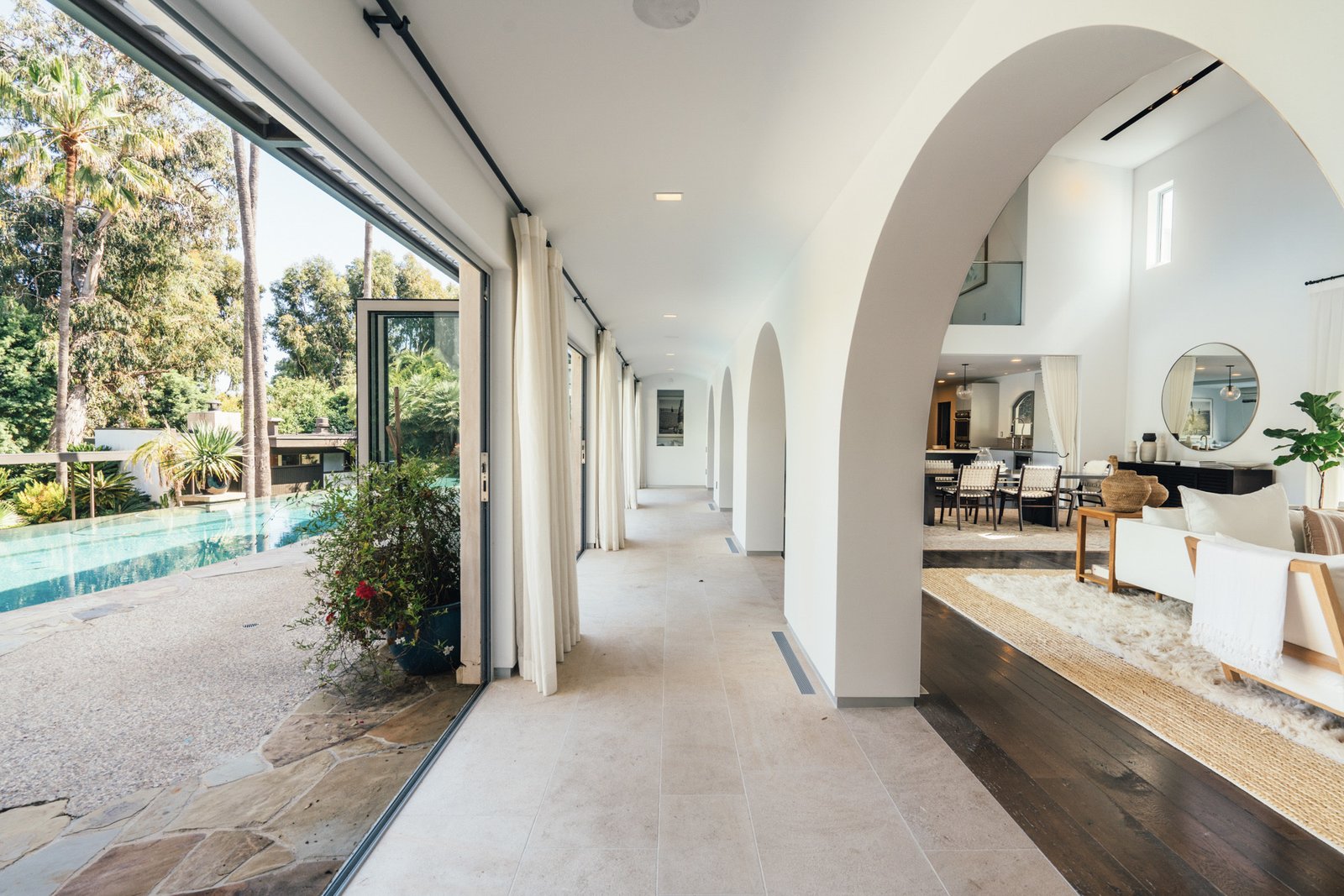 Photo 9 of 16 in Richard Neutra’s Bailey House Hits the Market—Along