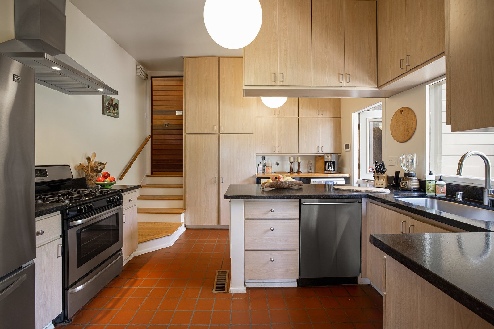 Photo 9 of 21 in An Impeccable Midcentury Compound in the Berkeley ...