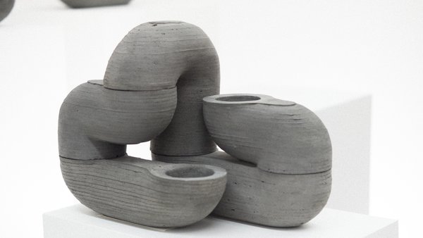 Concrete candle holder by Gary Fernández
