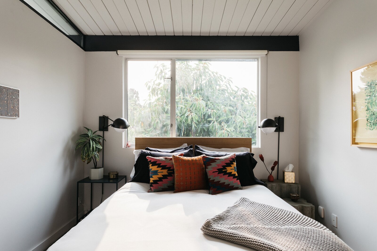 Photo 9 of 16 in Raised on Stilts, a 2.5M Midcentury in Los Angeles