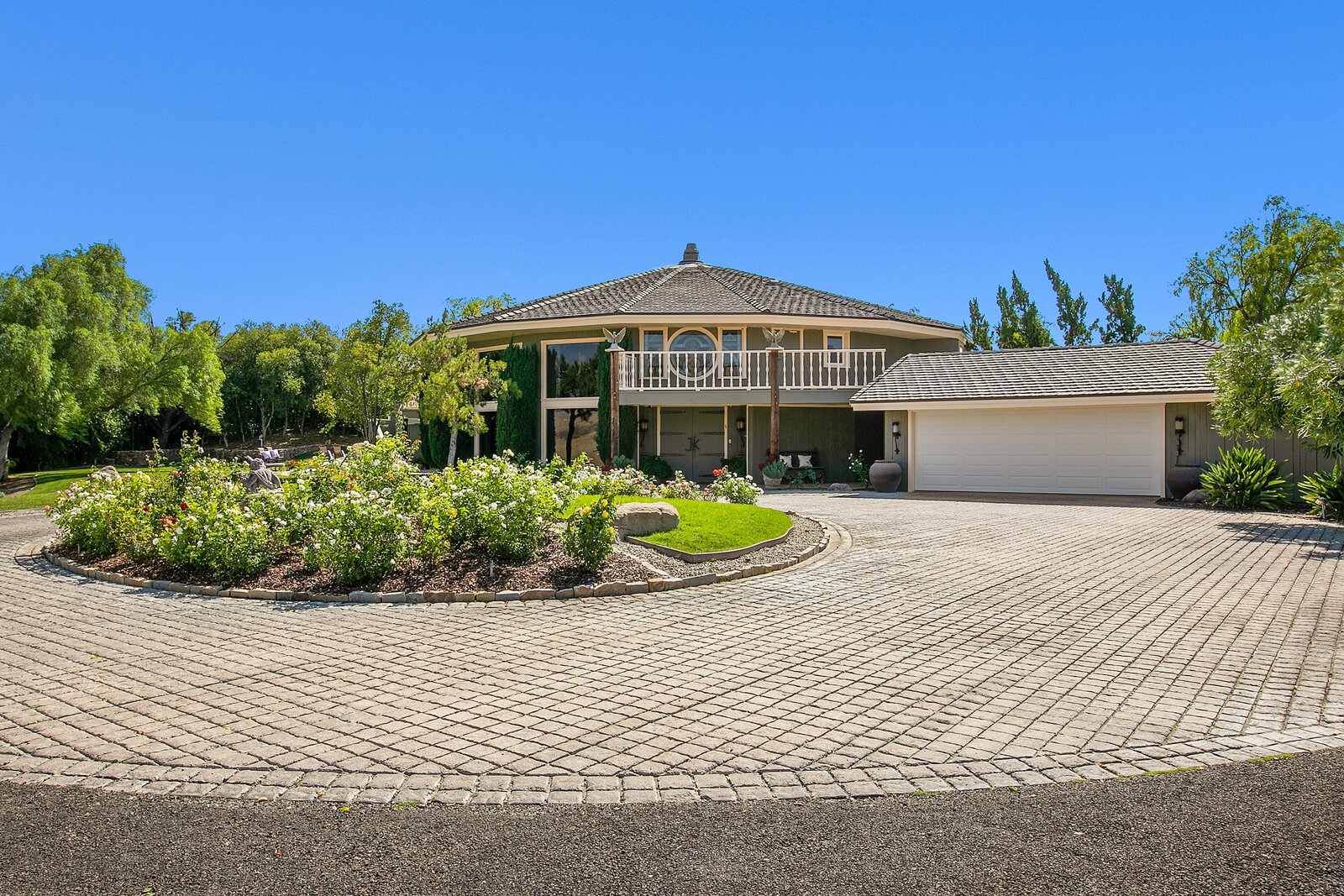 Photo 1 of 16 in Now You Can Own the Ranch Where the Ever-Popular Egg ...