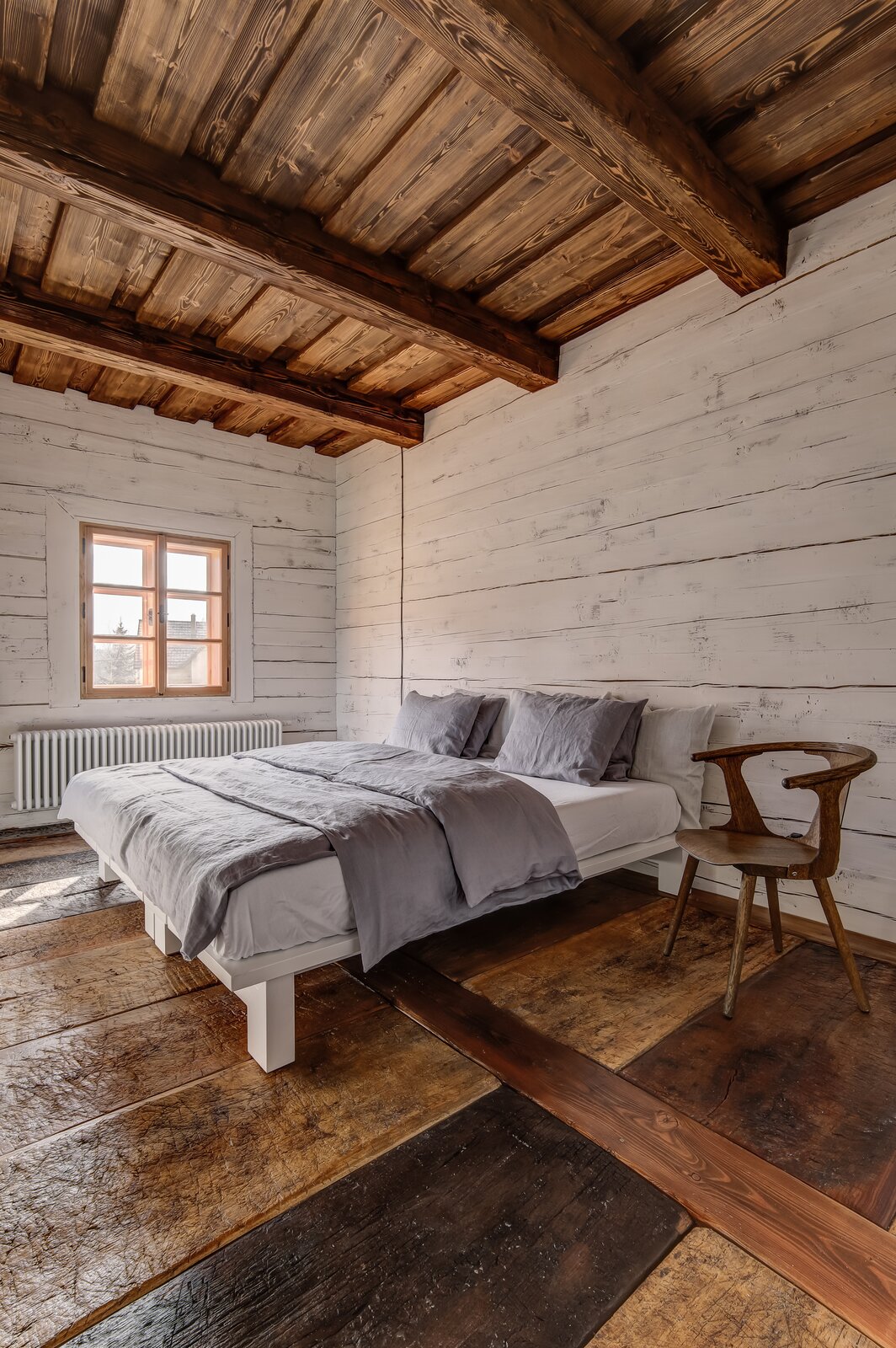Photo 8 of 12 in A 19thCentury Barn Is Revived as a Cozy Mountain