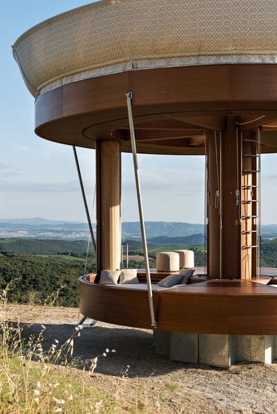 Designed by acclaimed architect Beatrice Bonzanigo and engineer Ryan Nesbitt, Casa Ojalá features an easy-to-use mechanical system, inspired by the nautical world. "The various ropes, pulleys, and cranks, allow guests to effortlessly adapt the suite's configuration to their whims by opening and concealing walls, floor and ceiling tiles, and furniture,