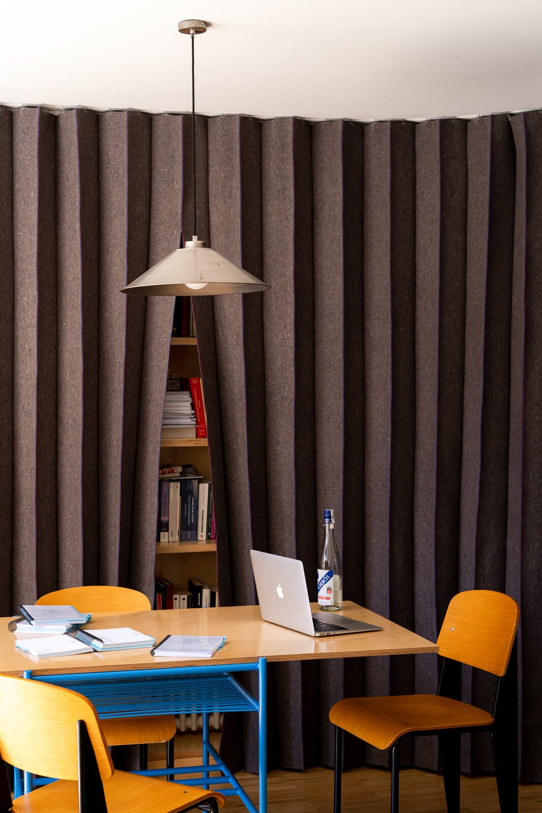 Photo 33 of 41 in 27 Smart, SpaceSaving Ideas for Tiny Homes and