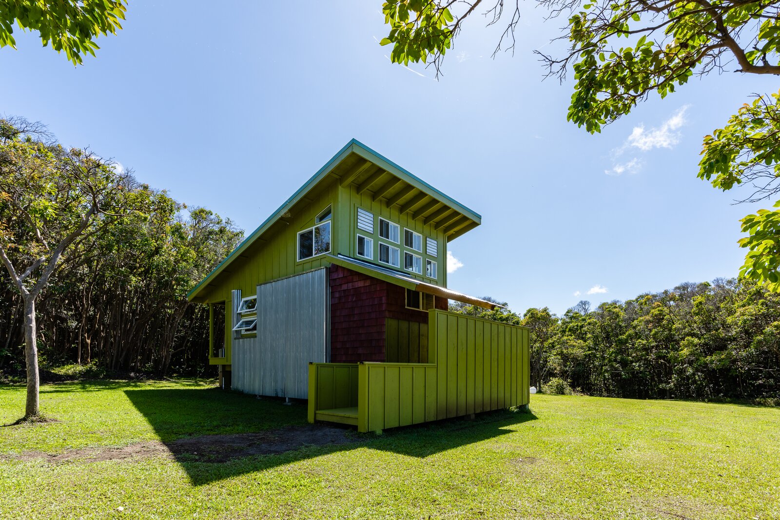 Photo 12 of 20 in Live on This OffGrid “Art Farm” With Views of Maui’s
