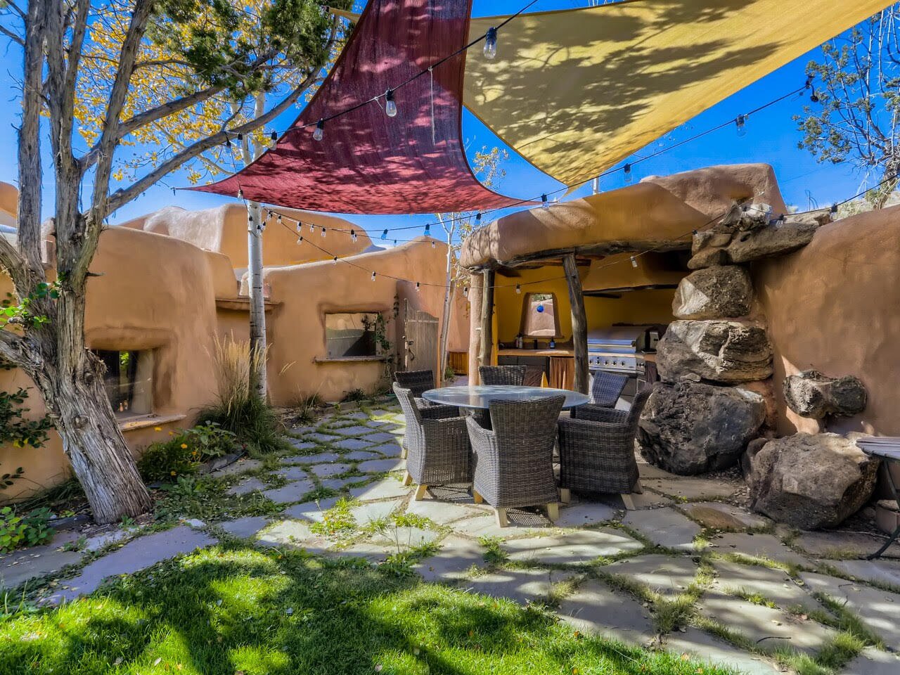 Photo 16 of 18 in An EarthshipInspired Desert Home Asks 3.5M in Santa