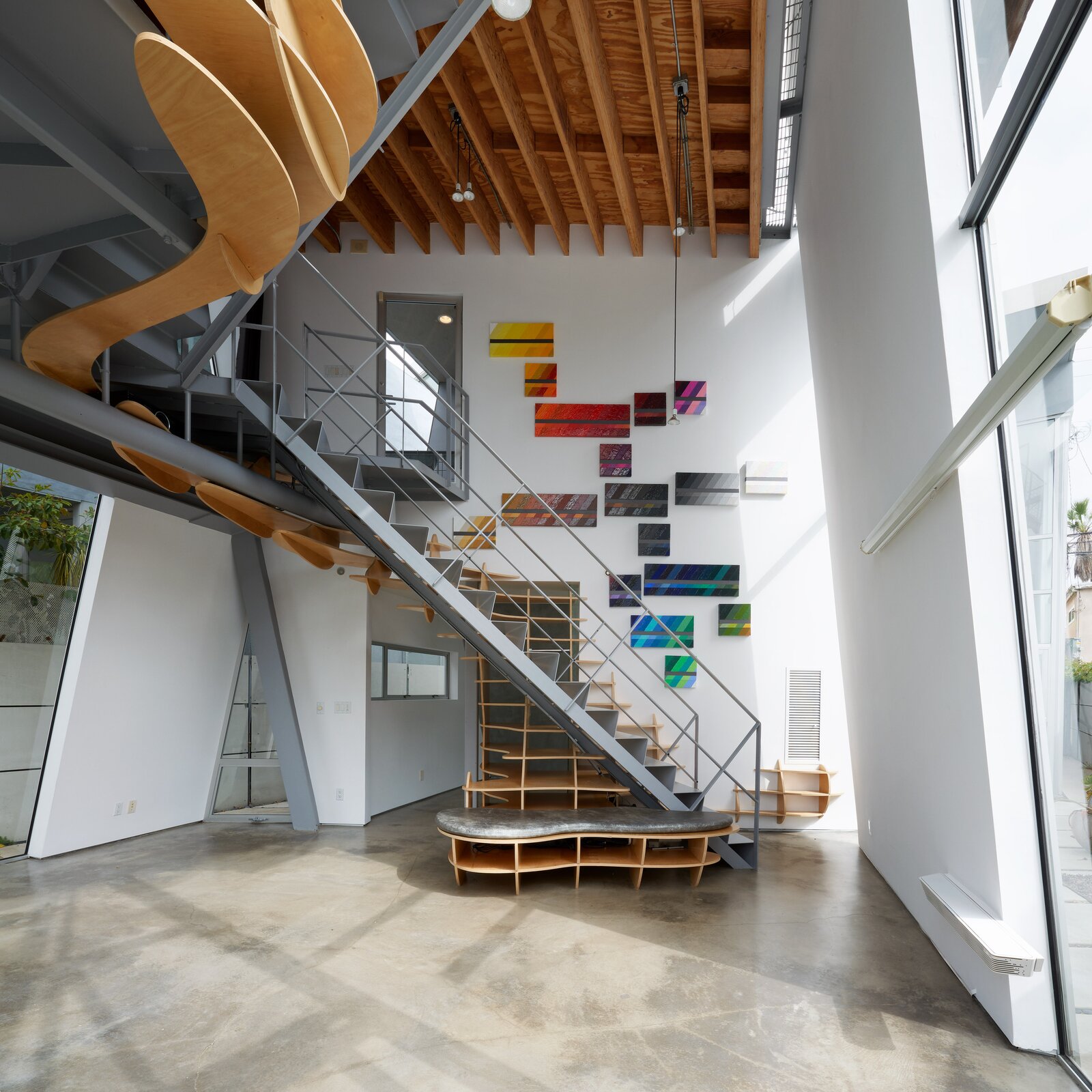 Photo 4 of 11 in Seeking 5.8M, This TopsyTurvy Venice Beach Home Will