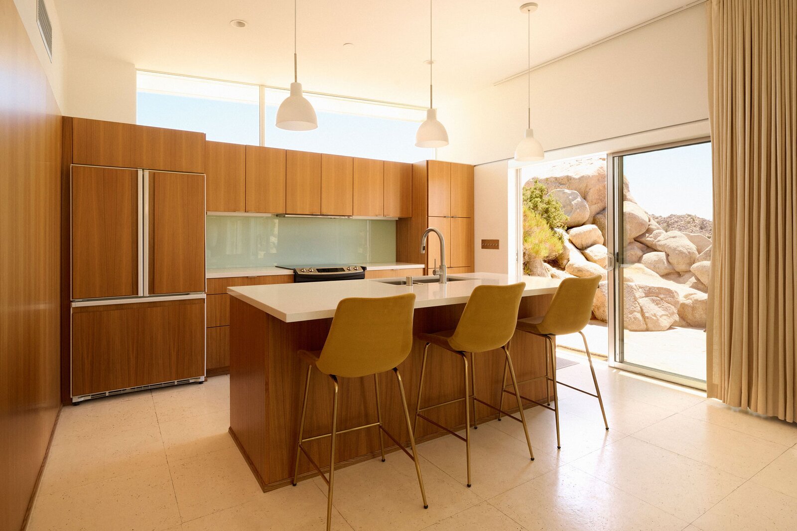 Photo 7 of 12 in A Prefab Home Takes Shape Among the Boulders of Yucca