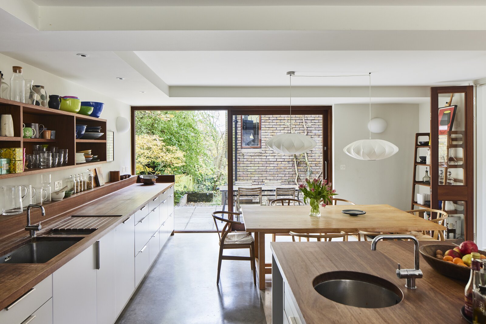 Photo 7 of 10 in Listed for £5.3M, This Brick Home in London Is