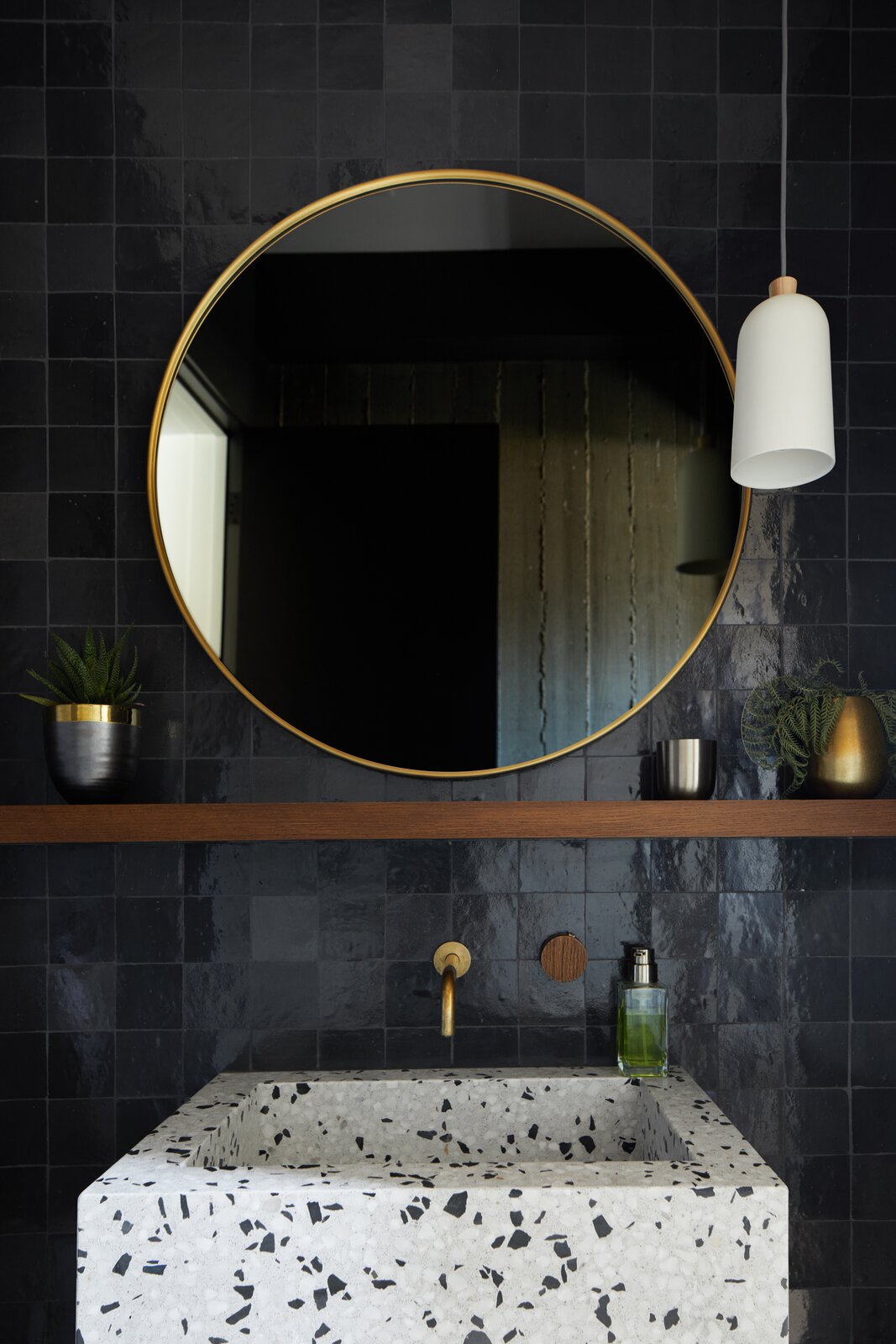 Photo 7 of 14 in A New Build for a Young Southern California Family Is ...