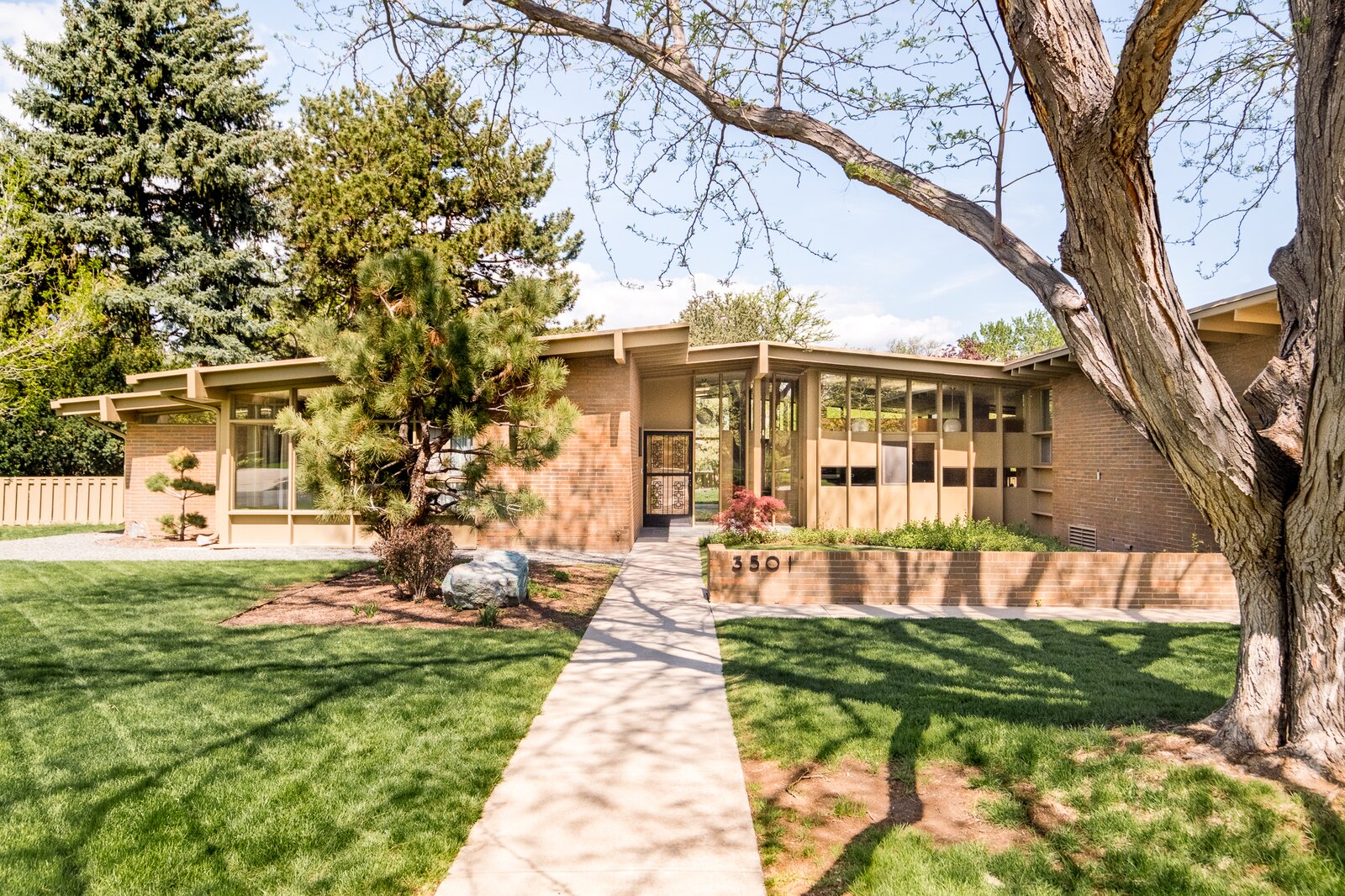 After a Radiant Revamp, a Glassy Denver Midcentury Seeks $2.25M - Vimarsana News