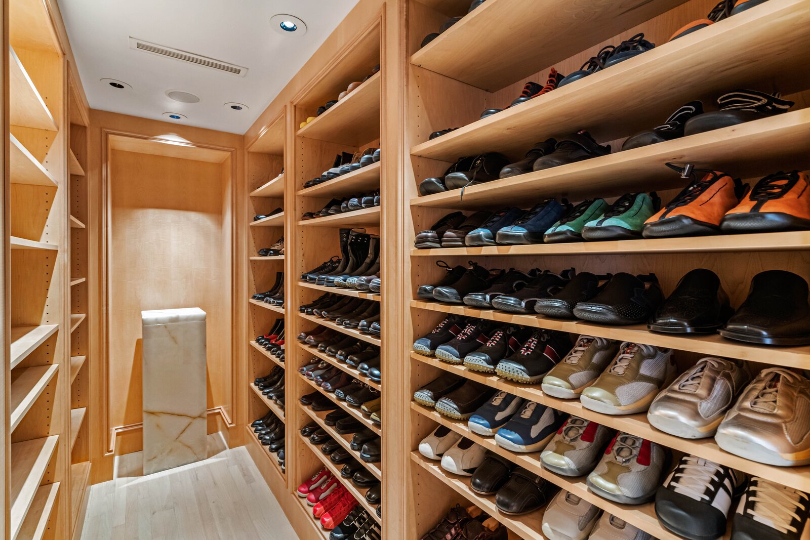 Photo 8 of 11 in Elton John Lists His Atlanta Condo to the Tune of $5M ...