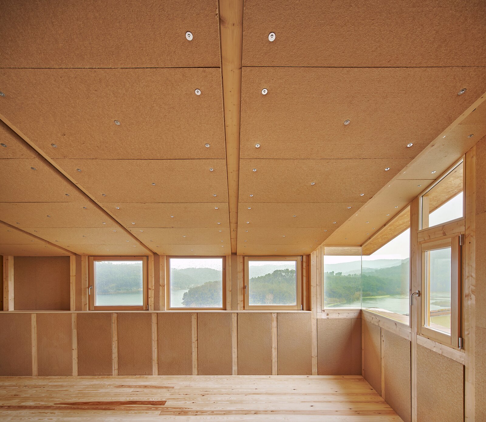 Photo 16 of 17 in In Spain, an Edgy Renovation Uses OfftheShelf