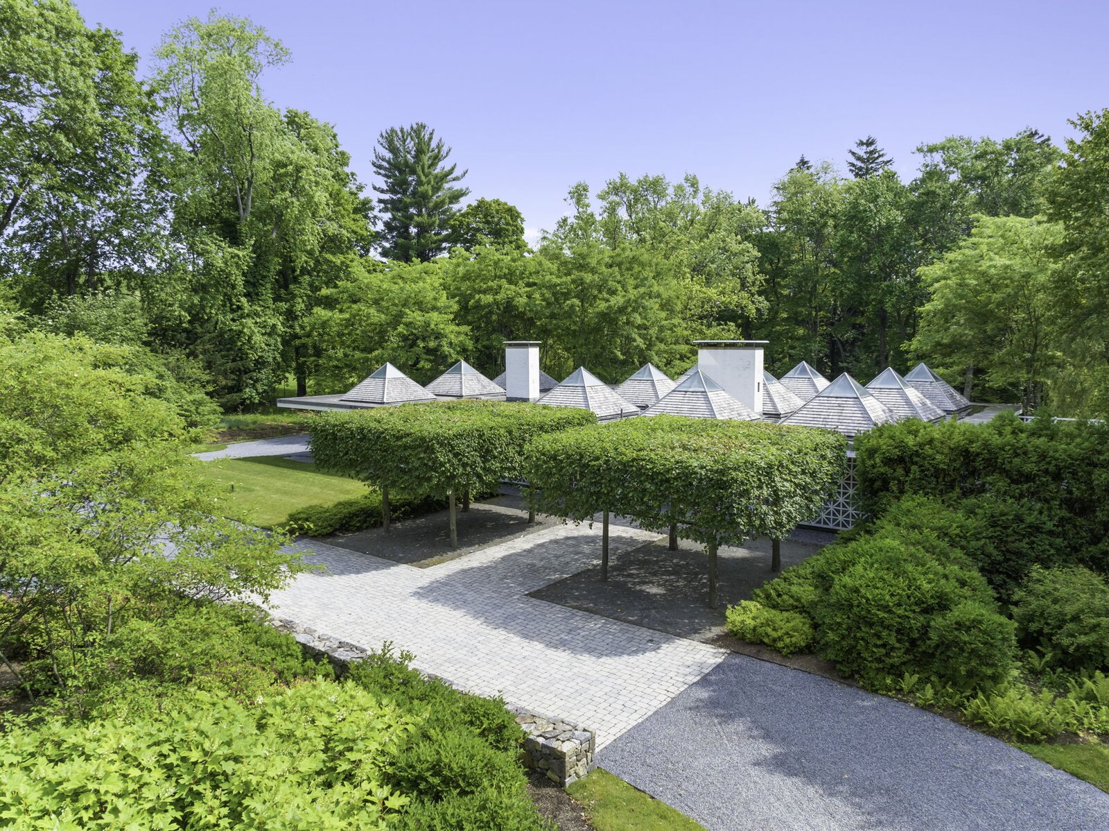 Photo 1 of 8 in Edward Durell Stone’s Celanese House Hits the Market